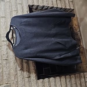 Fleece lined Lululemon sweatshirt with side zip